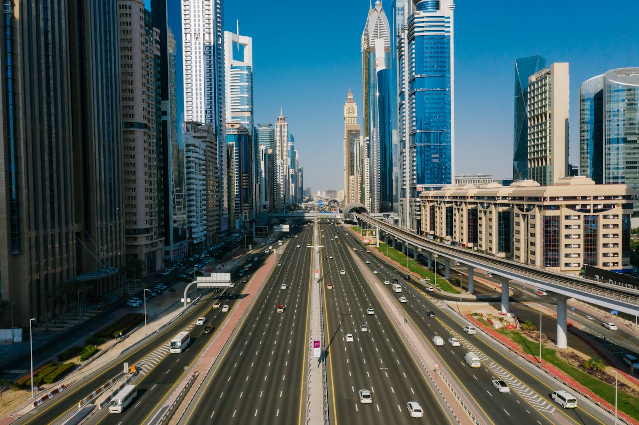 Comparing renting a car vs buying in Dubai